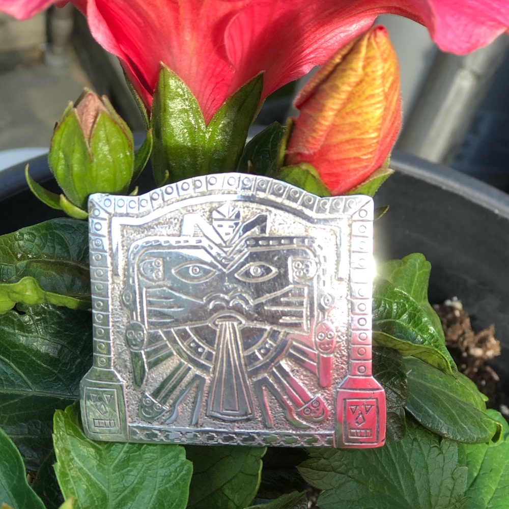 Vintage sterling Peruvian Brooch 2”